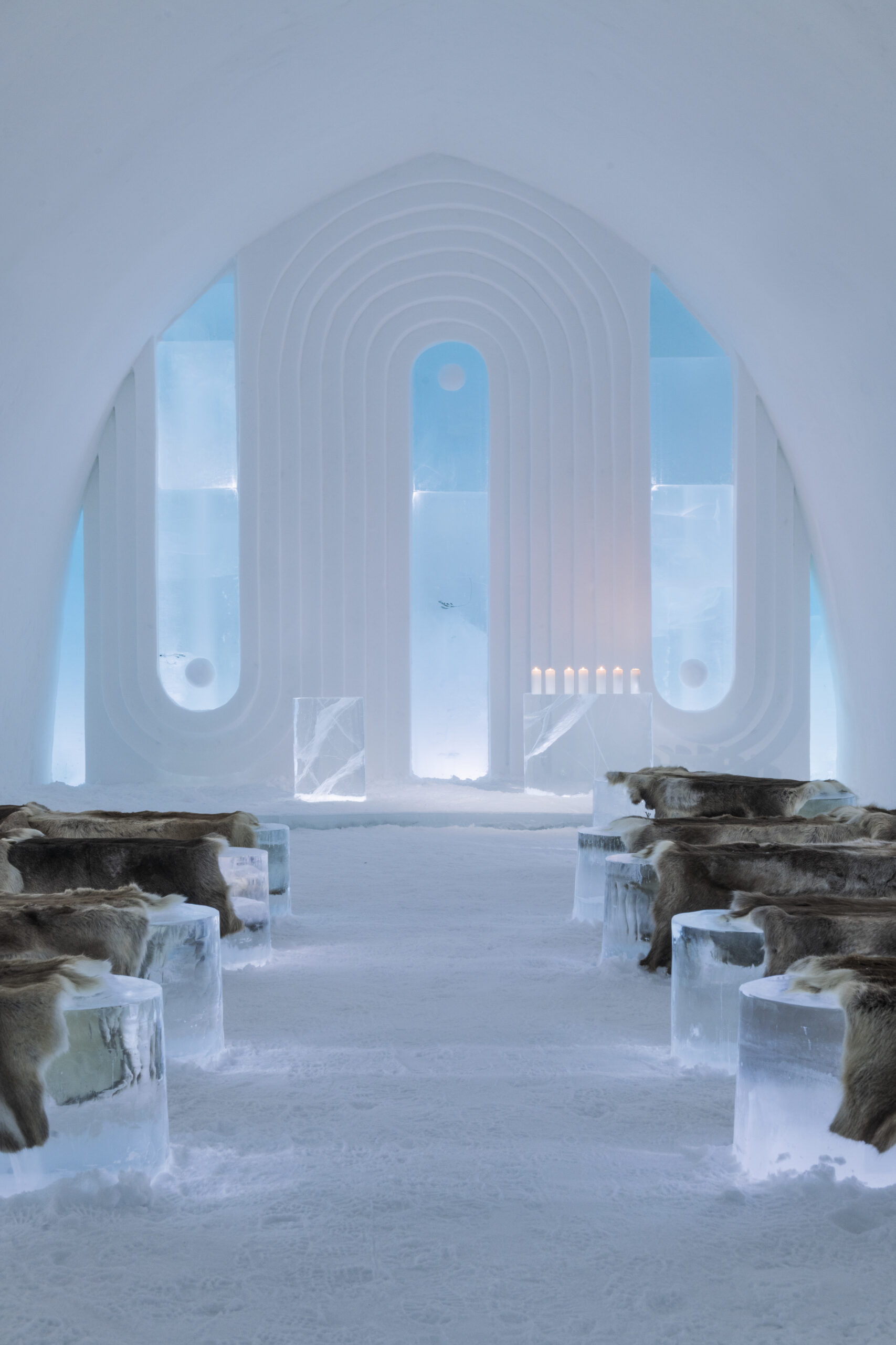 Ceremony Hall: Echo, Luc Voisin & Mathieu Brison, France, ICEHOT